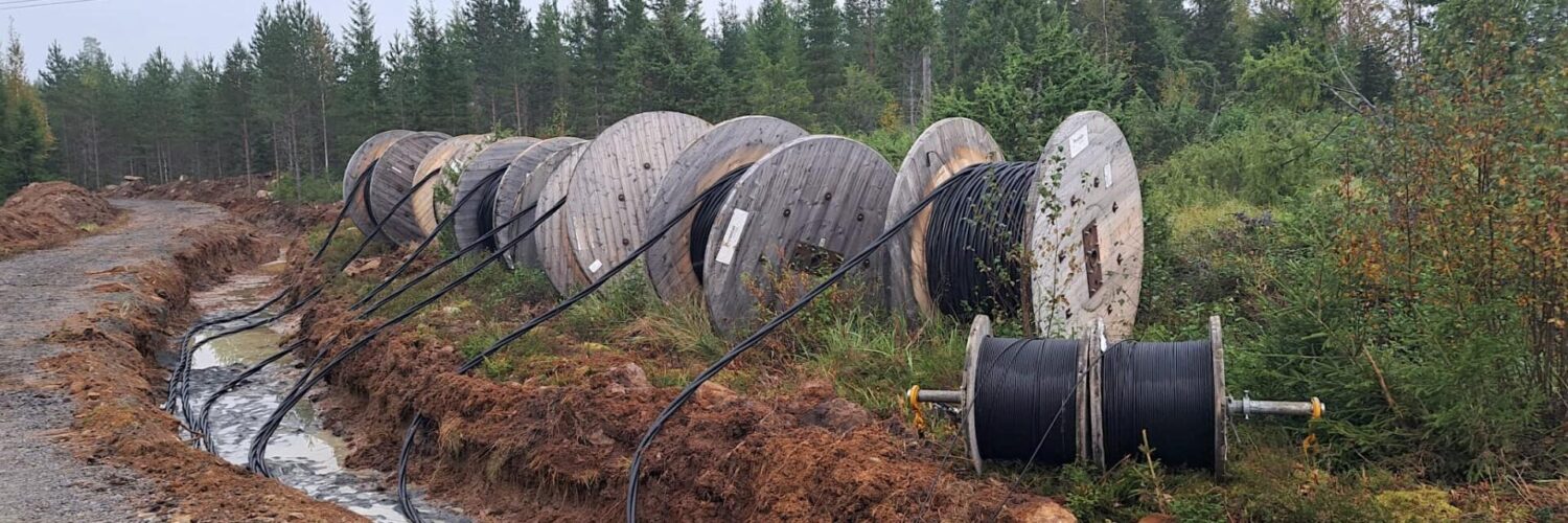 Maakaapelointia välillä Narvi-Pansia